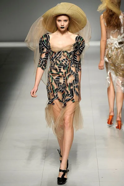 Look 31